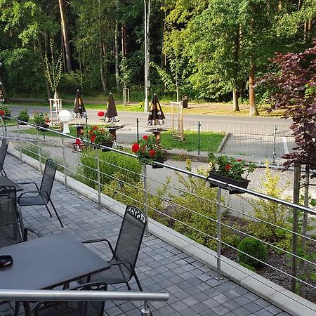 Restaurace A Penzion Zdena Bouda Hradec Králové Kültér fotó